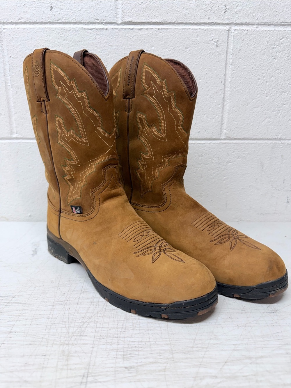 Justin Mens Size 9.5 D width Boots - George Strait 9017 “Coffee Westerner” Serie